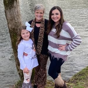 Meet your Posher, Michele